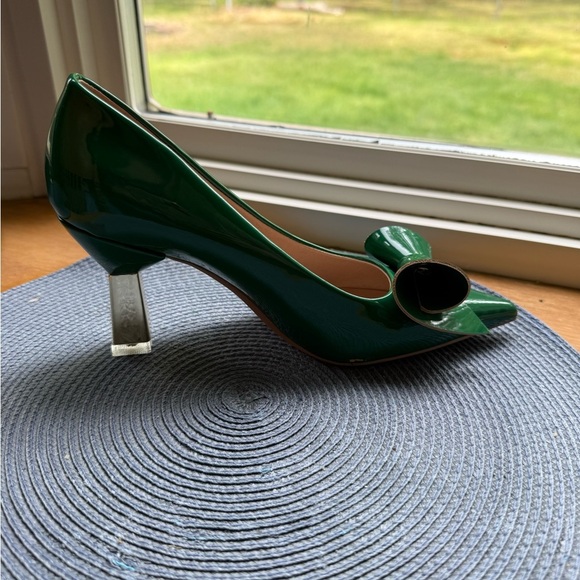 Elegant Green Bow Heels - Picture 7 of 14